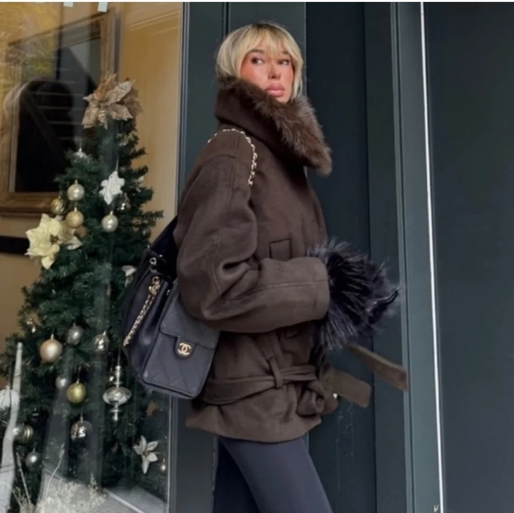 ZARA WOOL BLEND COAT WITH FAUX FUR COLLAR Size S_14
